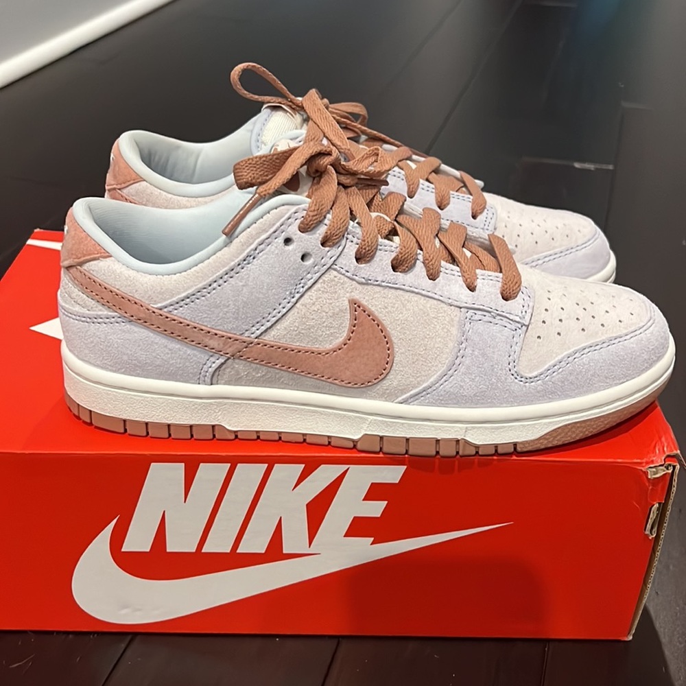 Nike dunk Low phantom fossil rose aura Men size 7